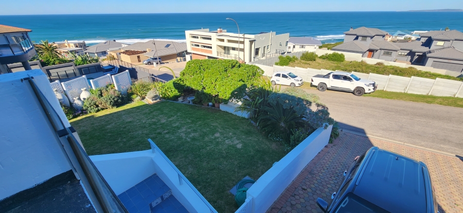 4 Bedroom Property for Sale in Dana Bay Western Cape